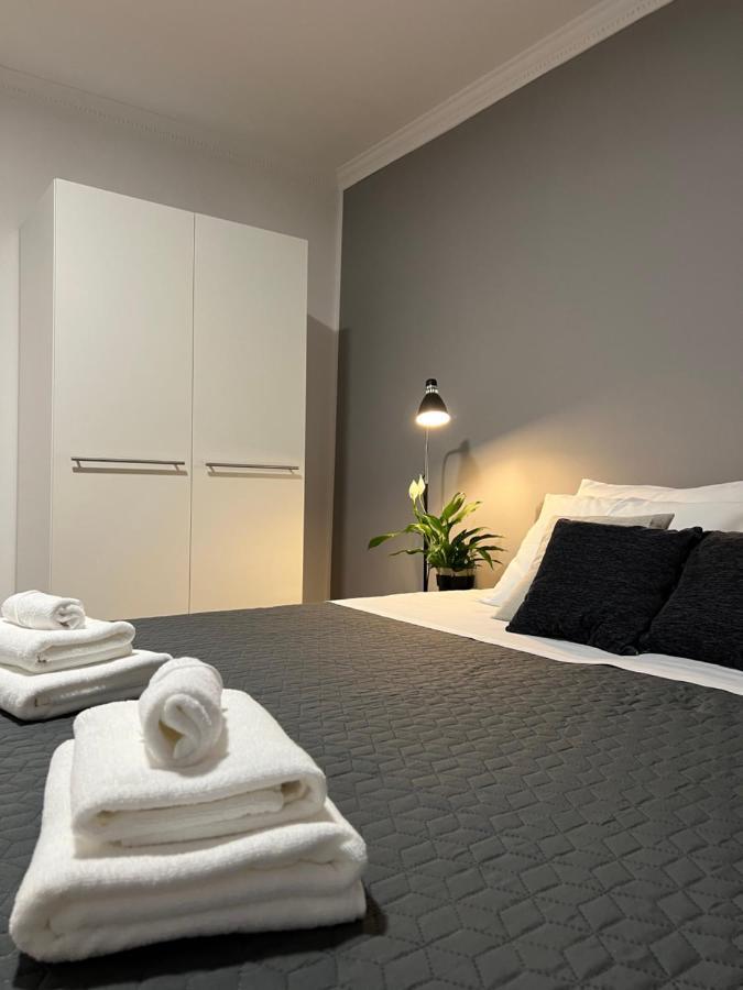 Cinderella Apartment With Free Parking Pula Exteriör bild